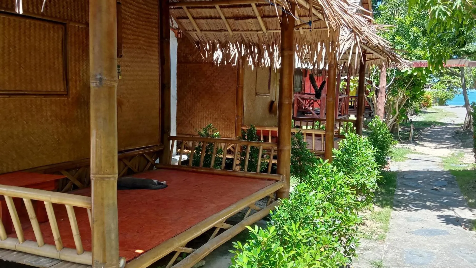 New Andaman Bay Bungalow Ko Lanta 2*,  Tailandia
